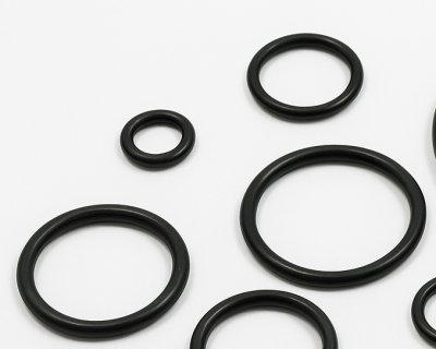 Oringi FKM 70 ShA Calowe Czarne 5.33mm
