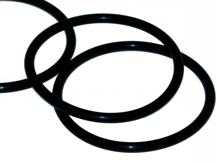 Oringi EPDM w motoryzacji: Zastosowania i zalety | Superseal.pl